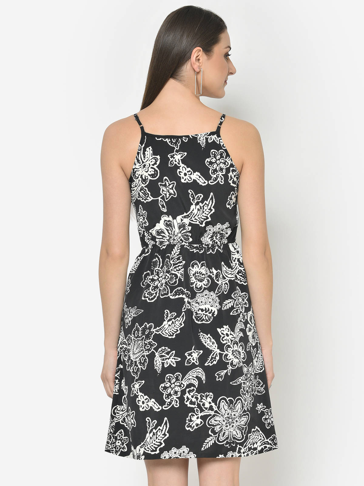 Women Black & White Floral Strappy Dress
