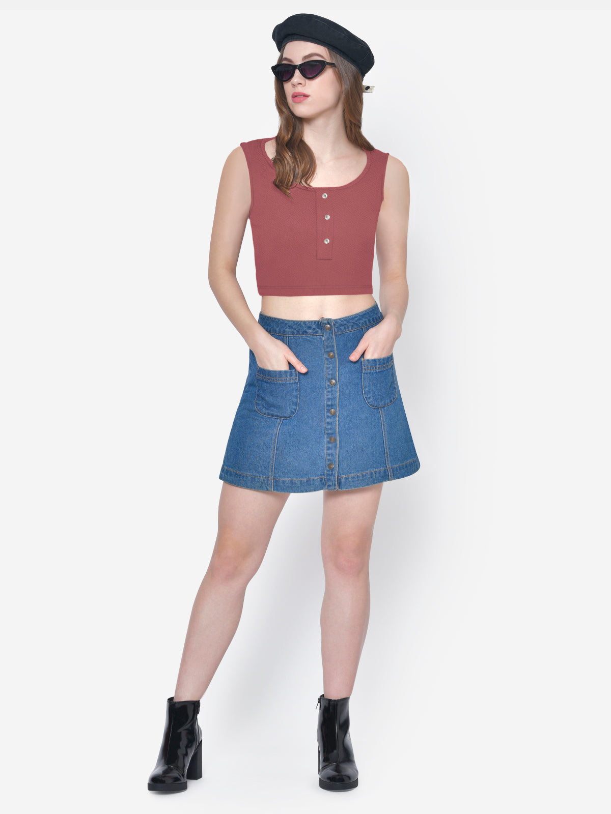 Women Pink Textured Buttoned Crop Top