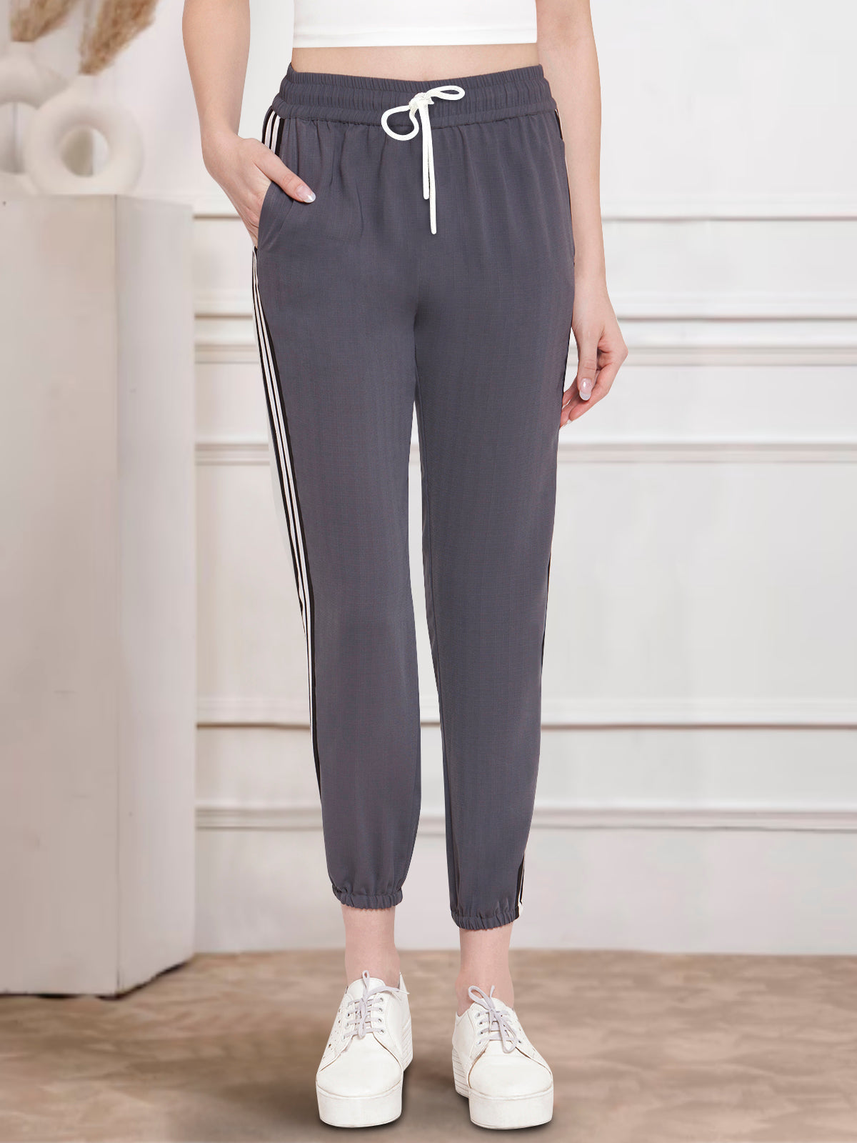 Women Grey Cargo Pants