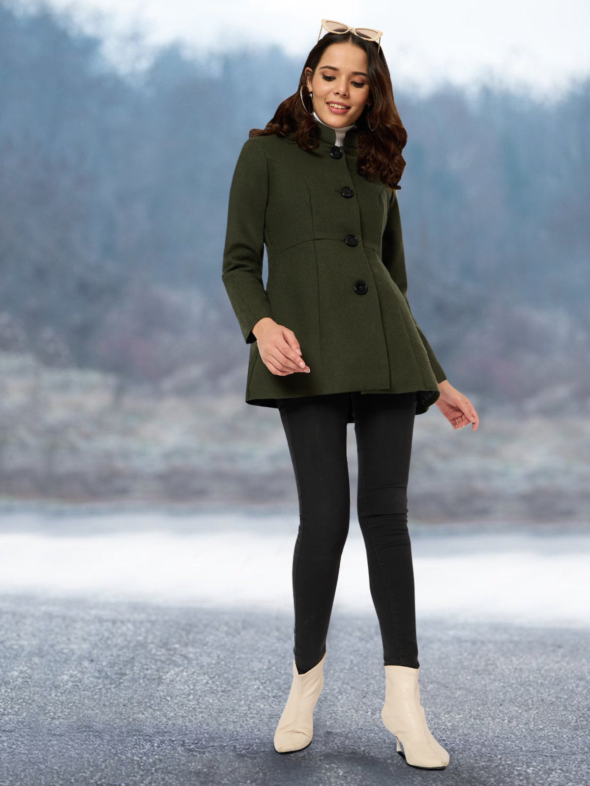 Women Green Puffed Collar Woolen Coat
