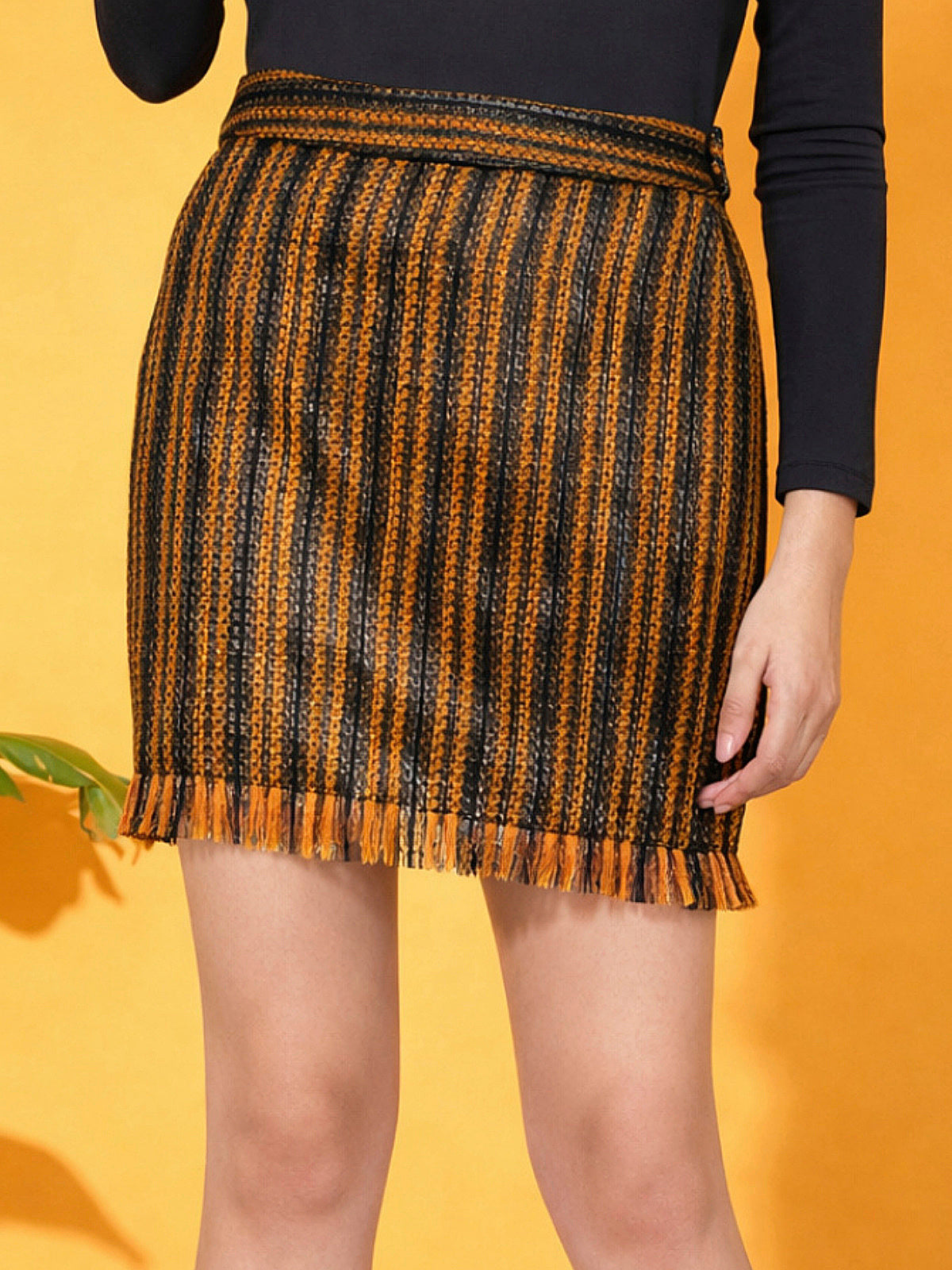 Women Blue Yellow Freyed Woolen Mini Skirt
