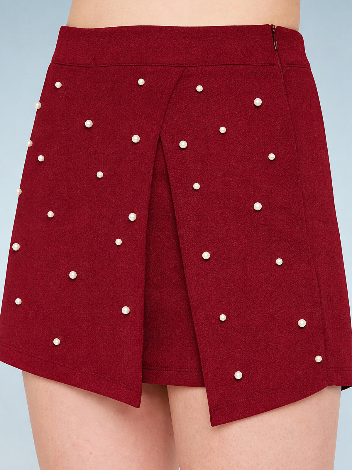red-white-pearl-skort